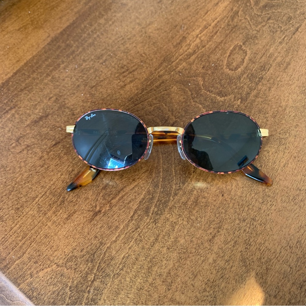 Vintage Ray Ban Tortoiseshell Oval Sunglasses